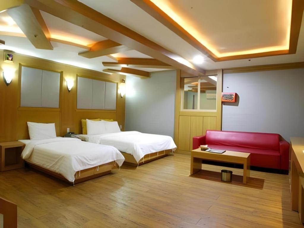 Uijeongbu Hotel Head-One מראה חיצוני תמונה