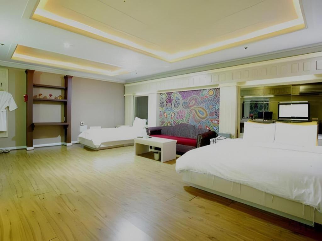 Uijeongbu Hotel Head-One מראה חיצוני תמונה