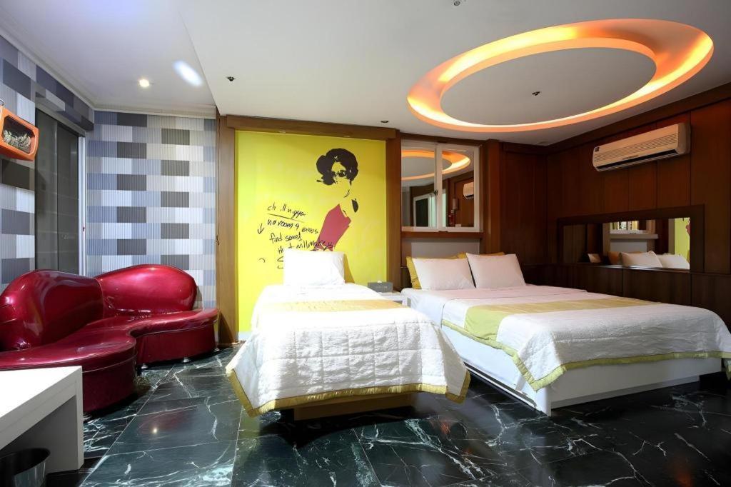 Uijeongbu Hotel Head-One מראה חיצוני תמונה