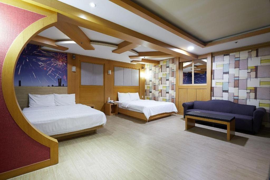 Uijeongbu Hotel Head-One מראה חיצוני תמונה